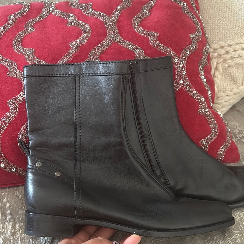 Burberry Black Leather Ankle Boots